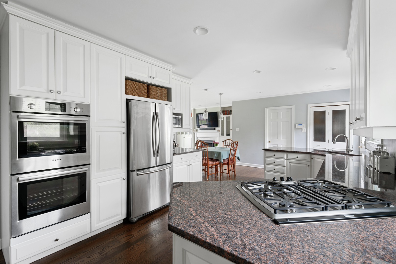 535 Willow Road Winnetka, IL 60093 - Photo 13 of 40