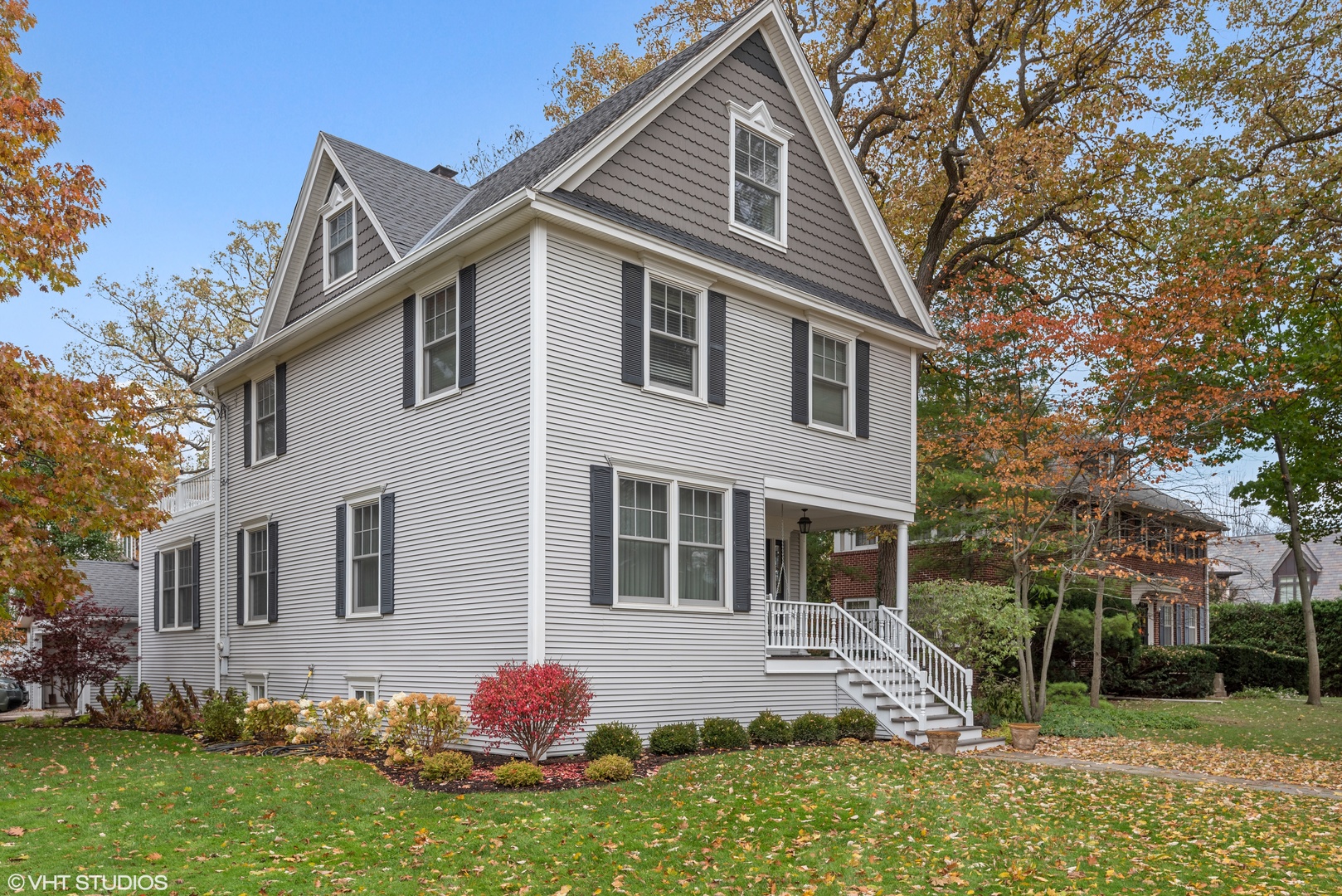 535 Willow Road Winnetka, IL 60093 - Photo 3 of 40