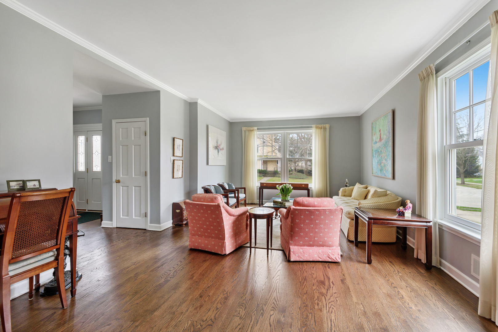 535 Willow Road Winnetka, IL 60093 - Photo 8 of 40