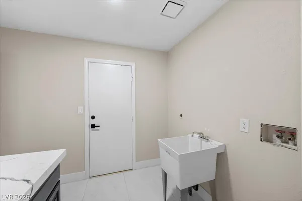 $4,988 | 3382 Montessouri Street, Las Vegas, NV 89117