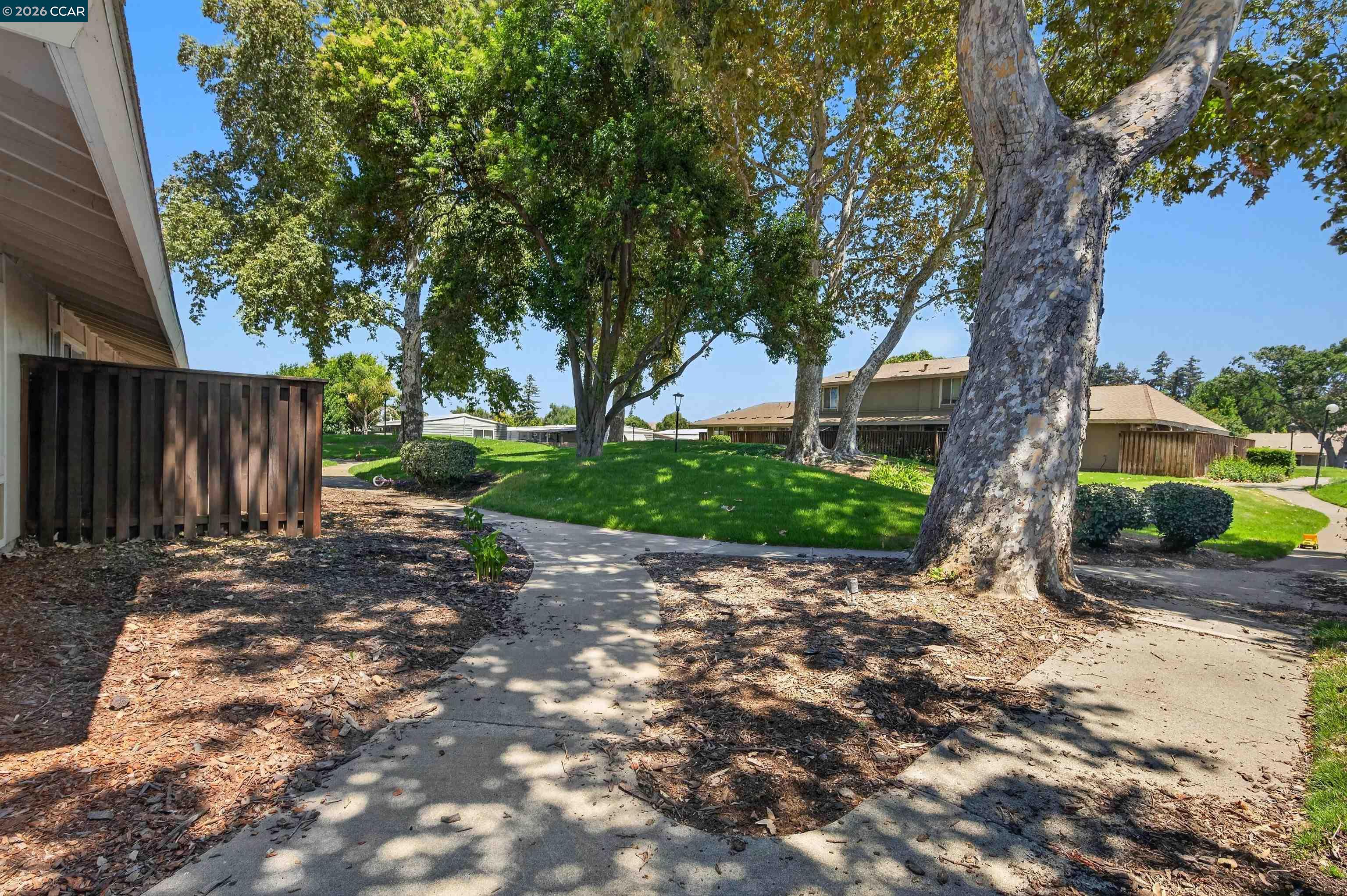 2071 Olivera Road, Unit D Concord, CA 94520 - Photo 29 of 34 Gallery Image 29