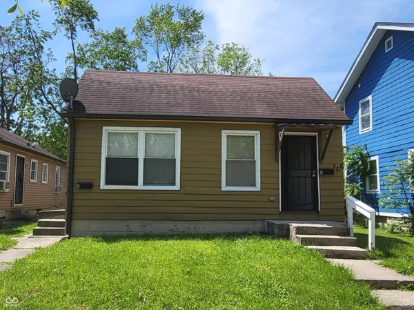 $1,250 | 228 Unit A N Tacoma Avenue, Indianapolis, IN 46201
