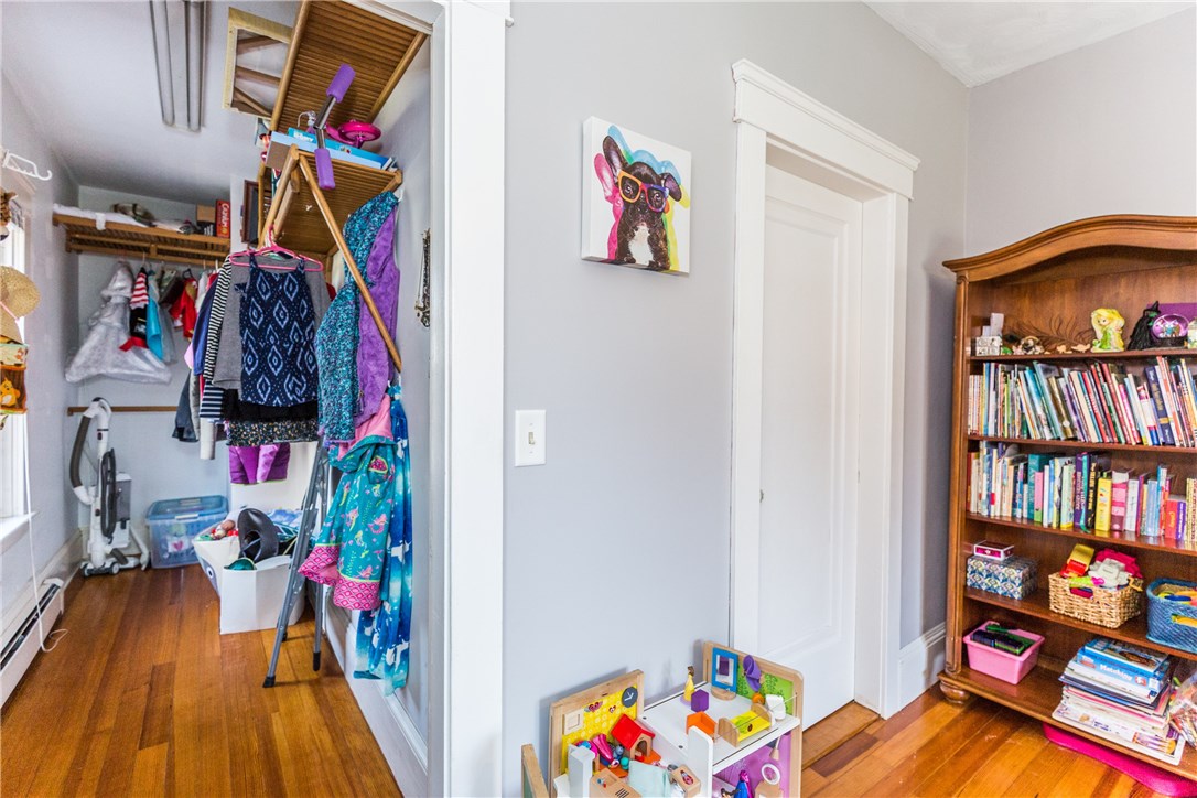 43 Brookwood Road Cranston, RI 02910 - Photo 17 of 33 Gallery Image 17