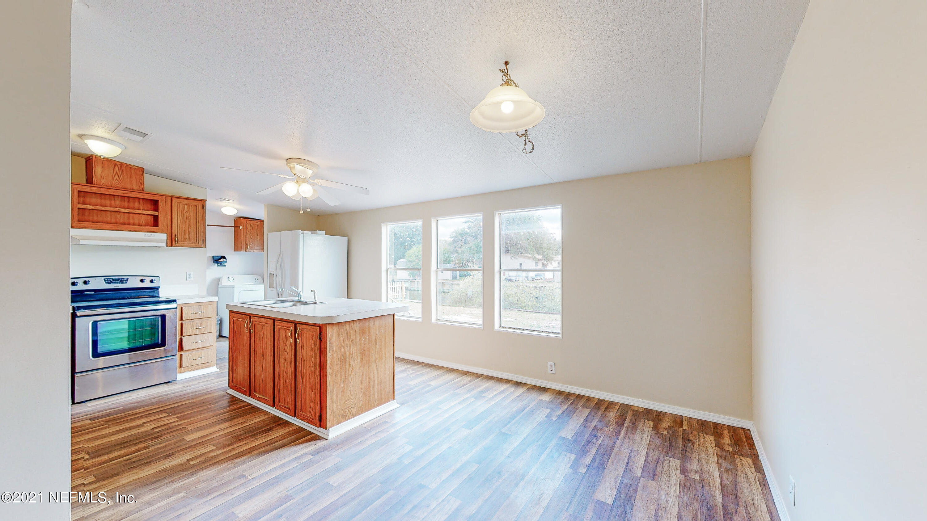 245 Barco Road St. Augustine, FL 32080 - Photo 22 of 35 Kitchen and Dining-4- Barco