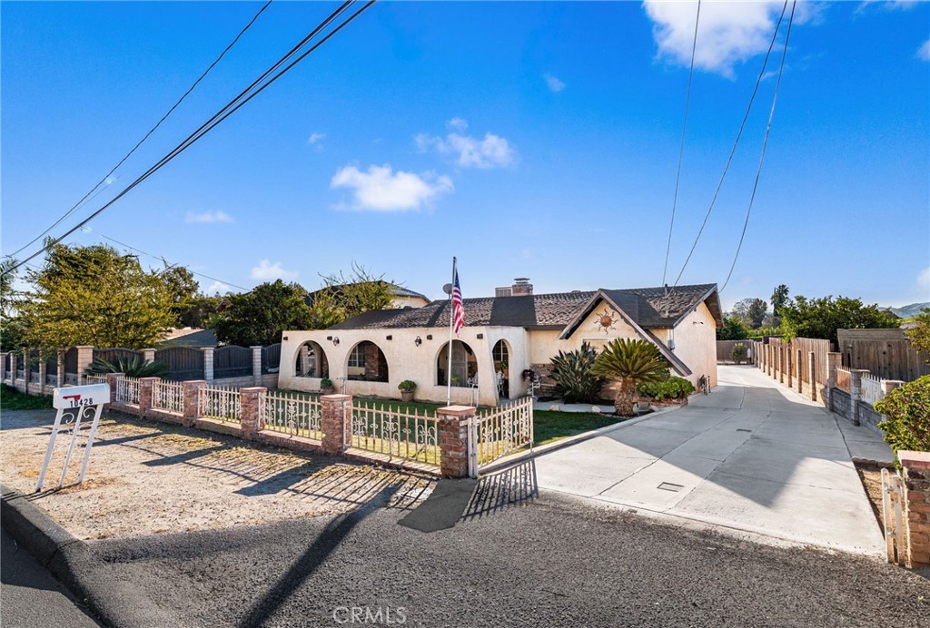 10428 Keller Avenue Riverside, CA 92505 - Photo 7 of 46