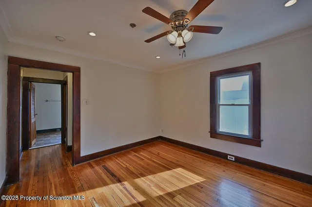 $1,100 | 1025 Ridge Avenue, Scranton, PA 18510