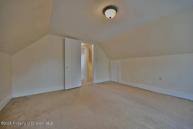 $1,100 | 1025 Ridge Avenue, Scranton, PA 18510