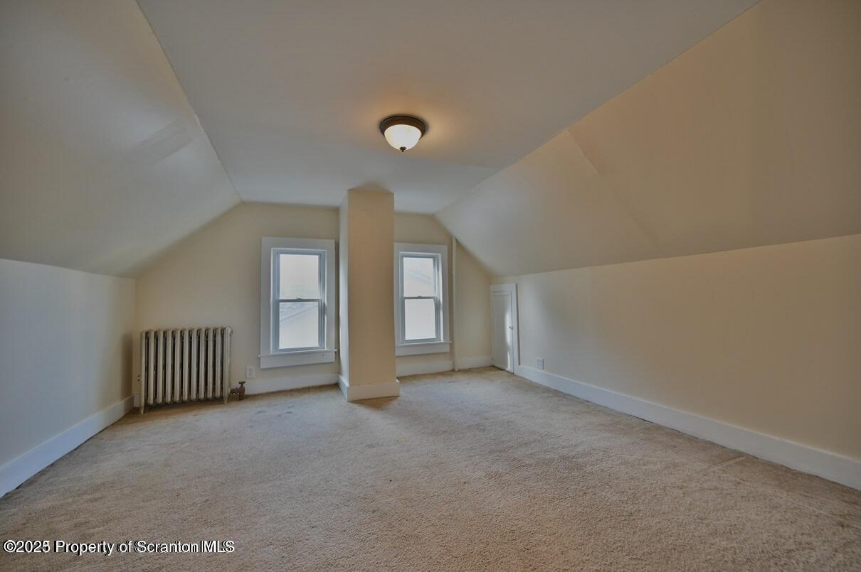 1025 Ridge Avenue Scranton, PA 18510 - Photo 39 of 49 an empty room with windows