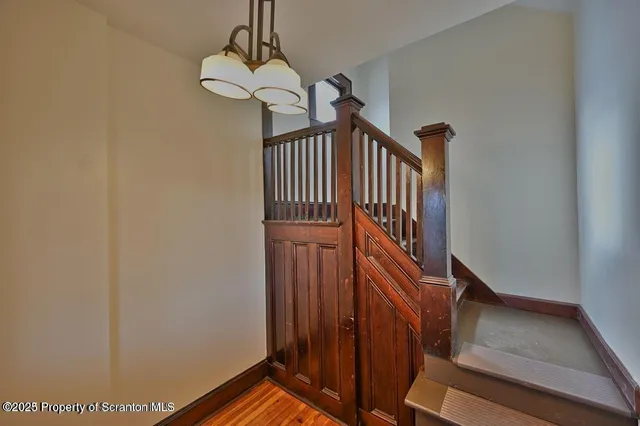 $1,100 | 1025 Ridge Avenue, Scranton, PA 18510