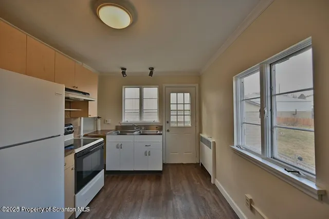 $1,100 | 1025 Ridge Avenue, Scranton, PA 18510