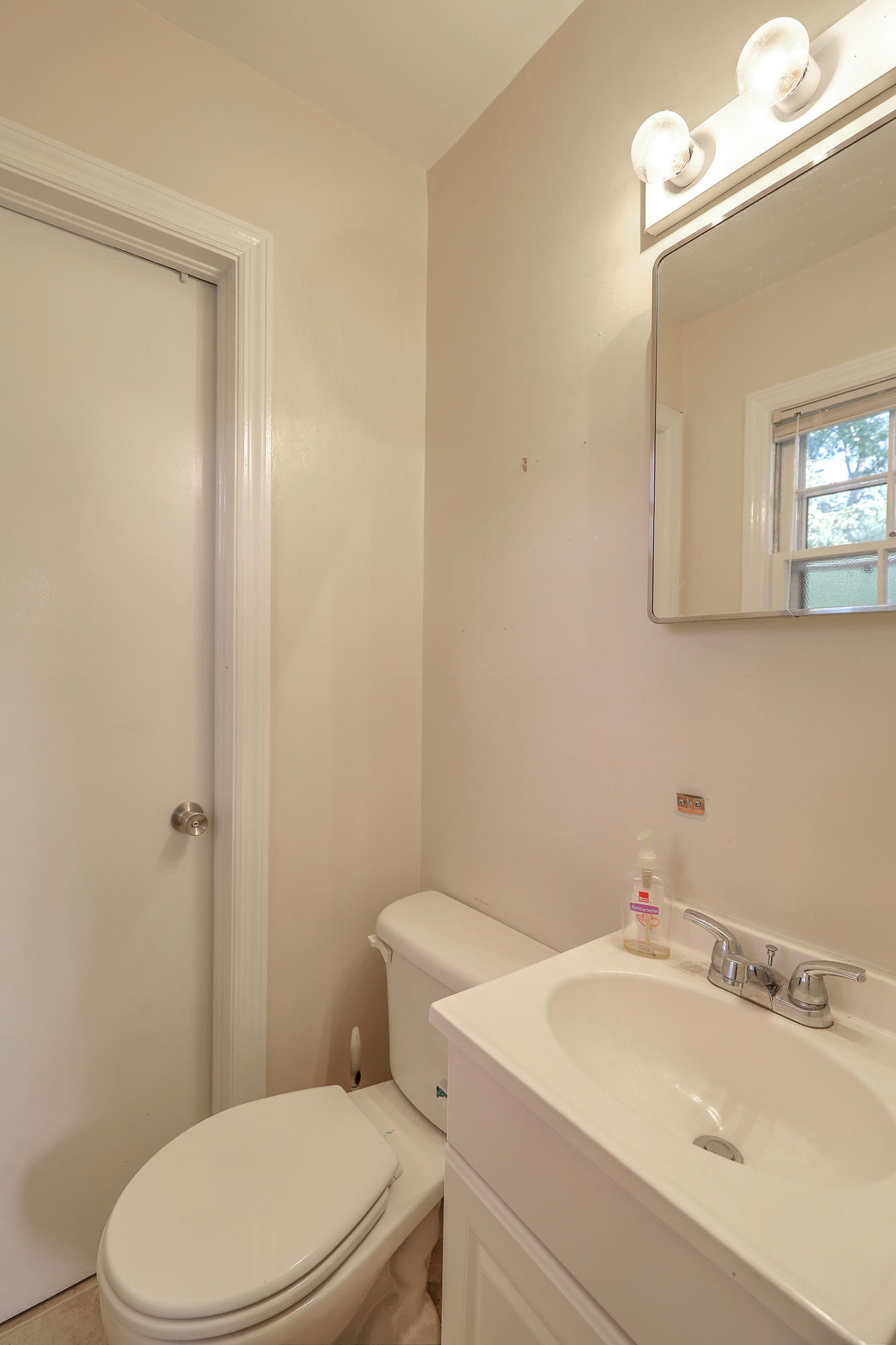 1810 Christian Road Charleston, SC 29407 - Photo 13 of 21 Half Bathroom