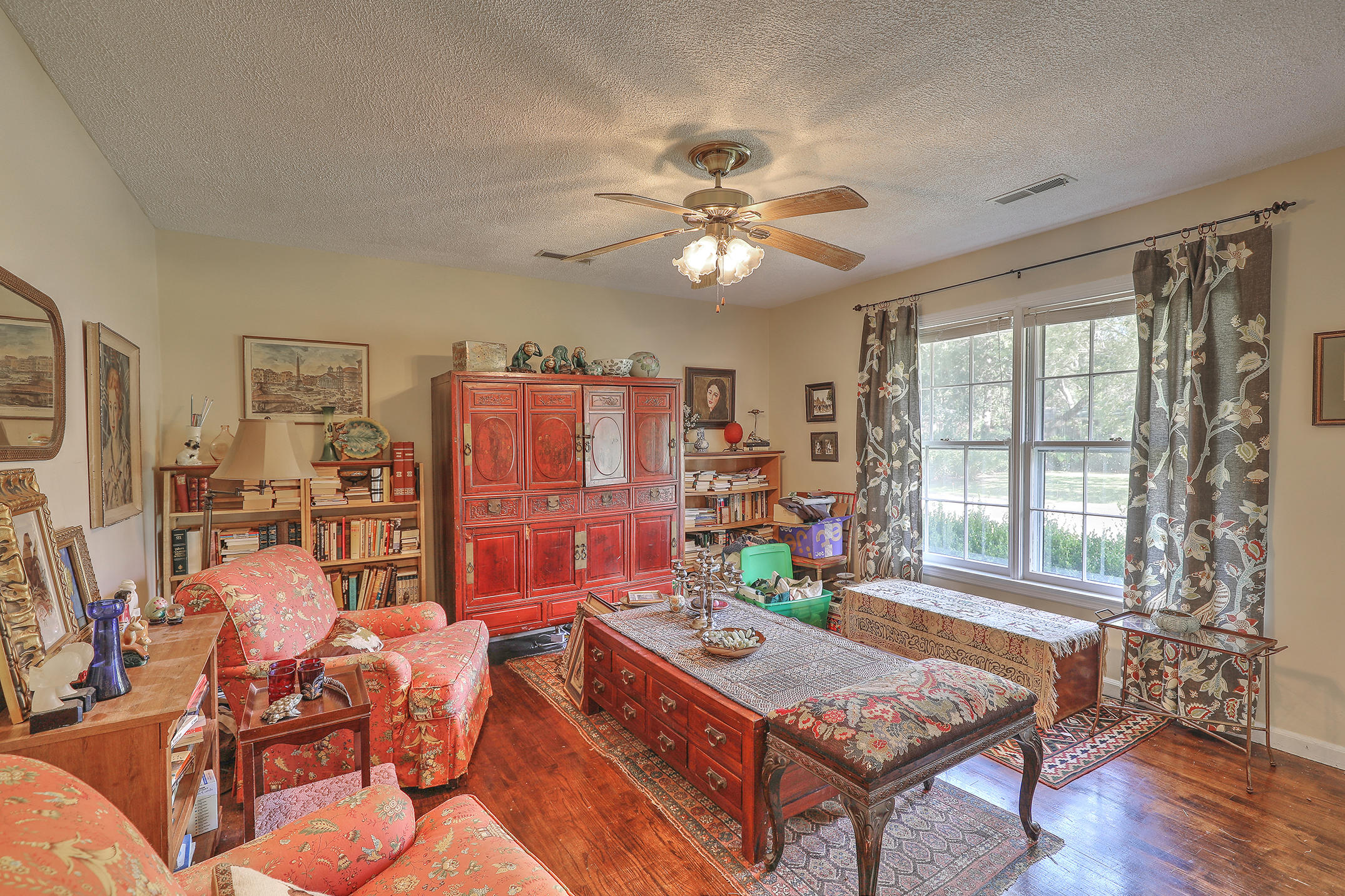 1810 Christian Road Charleston, SC 29407 - Photo 3 of 21 Living Room
