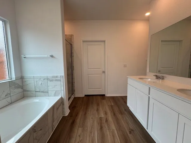 $2,500 | 208 Otter Road, Kyle, TX 78640