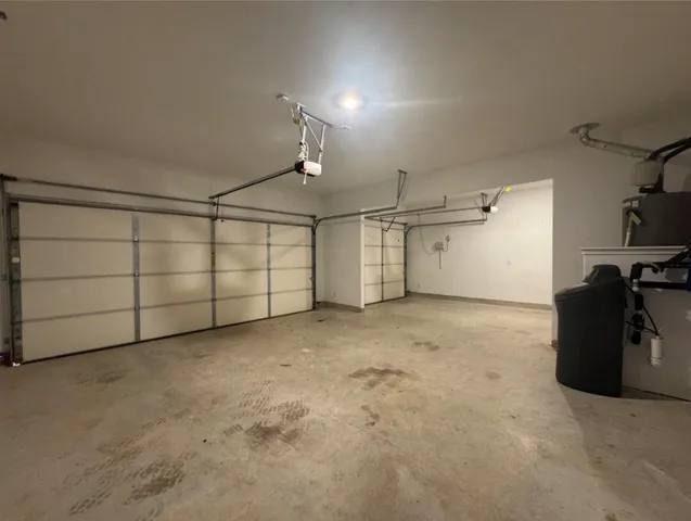 $2,500 | 208 Otter Road, Kyle, TX 78640