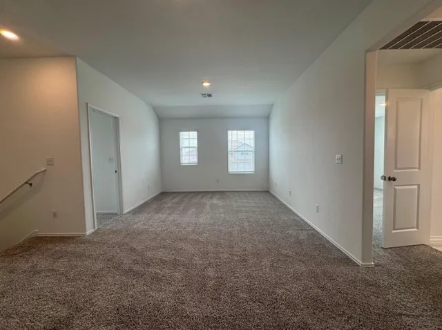 $2,500 | 208 Otter Road, Kyle, TX 78640