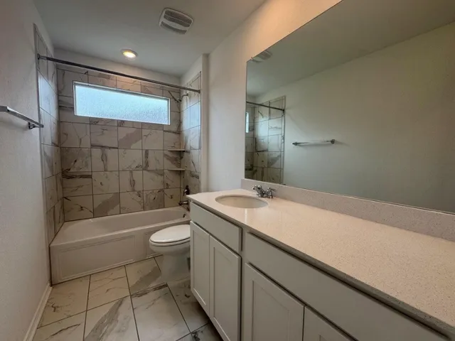 $2,500 | 208 Otter Road, Kyle, TX 78640