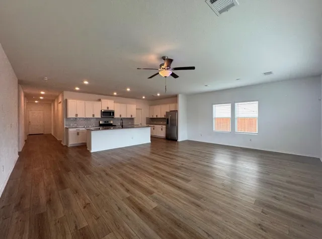 $2,500 | 208 Otter Road, Kyle, TX 78640