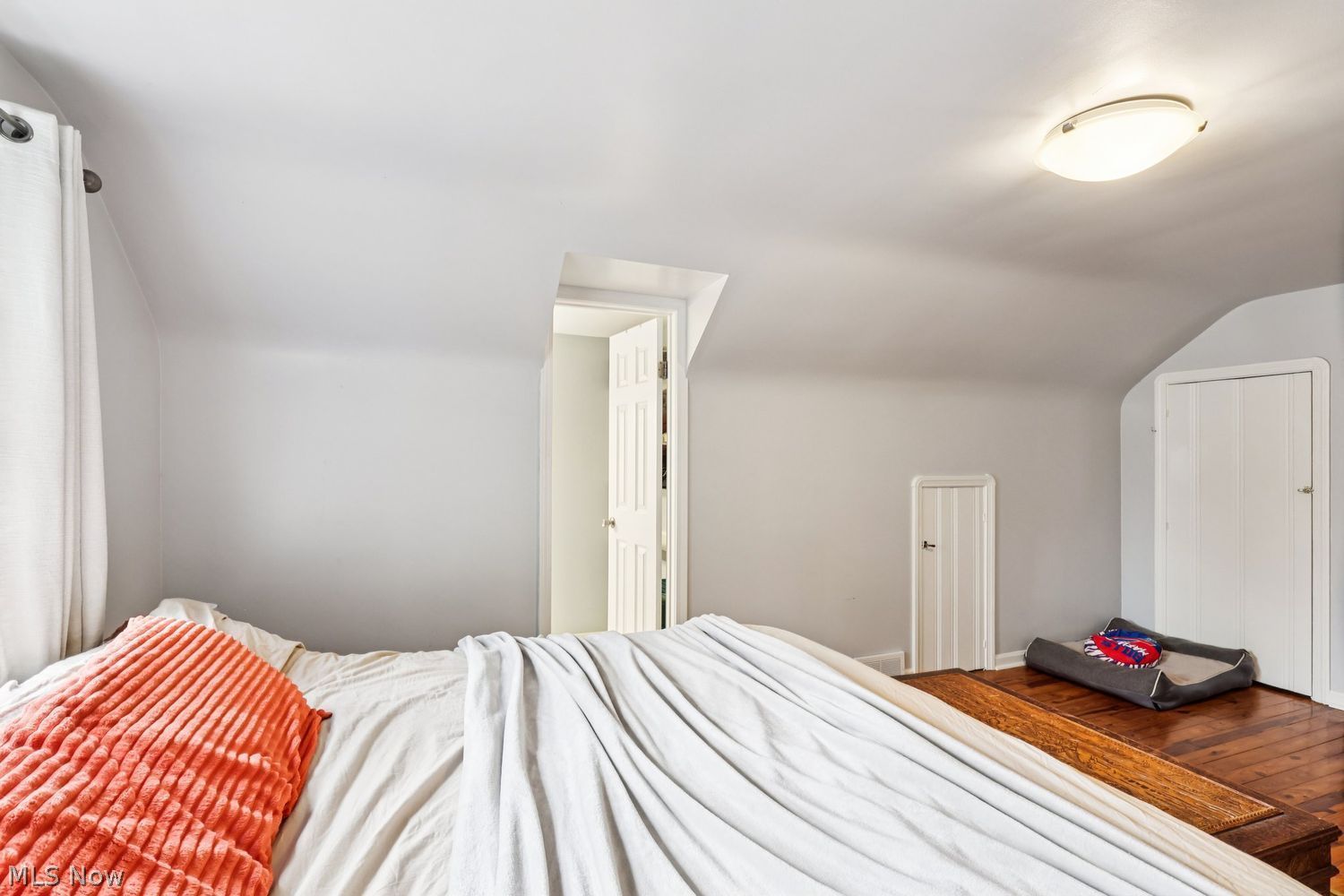 4318 Bluestone Road Cleveland, OH 44121 - Photo 20 of 40 Gallery Image 20
