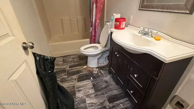 $470,000 | 918 North Ella Avenue, Sandpoint, ID 83864