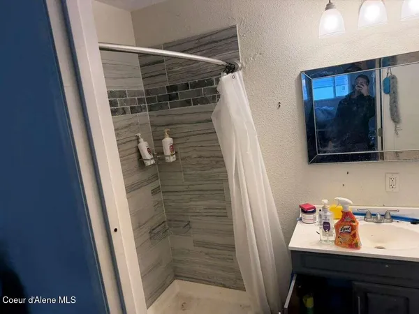 $460,000 | 918 North Ella Avenue, Sandpoint, ID 83864