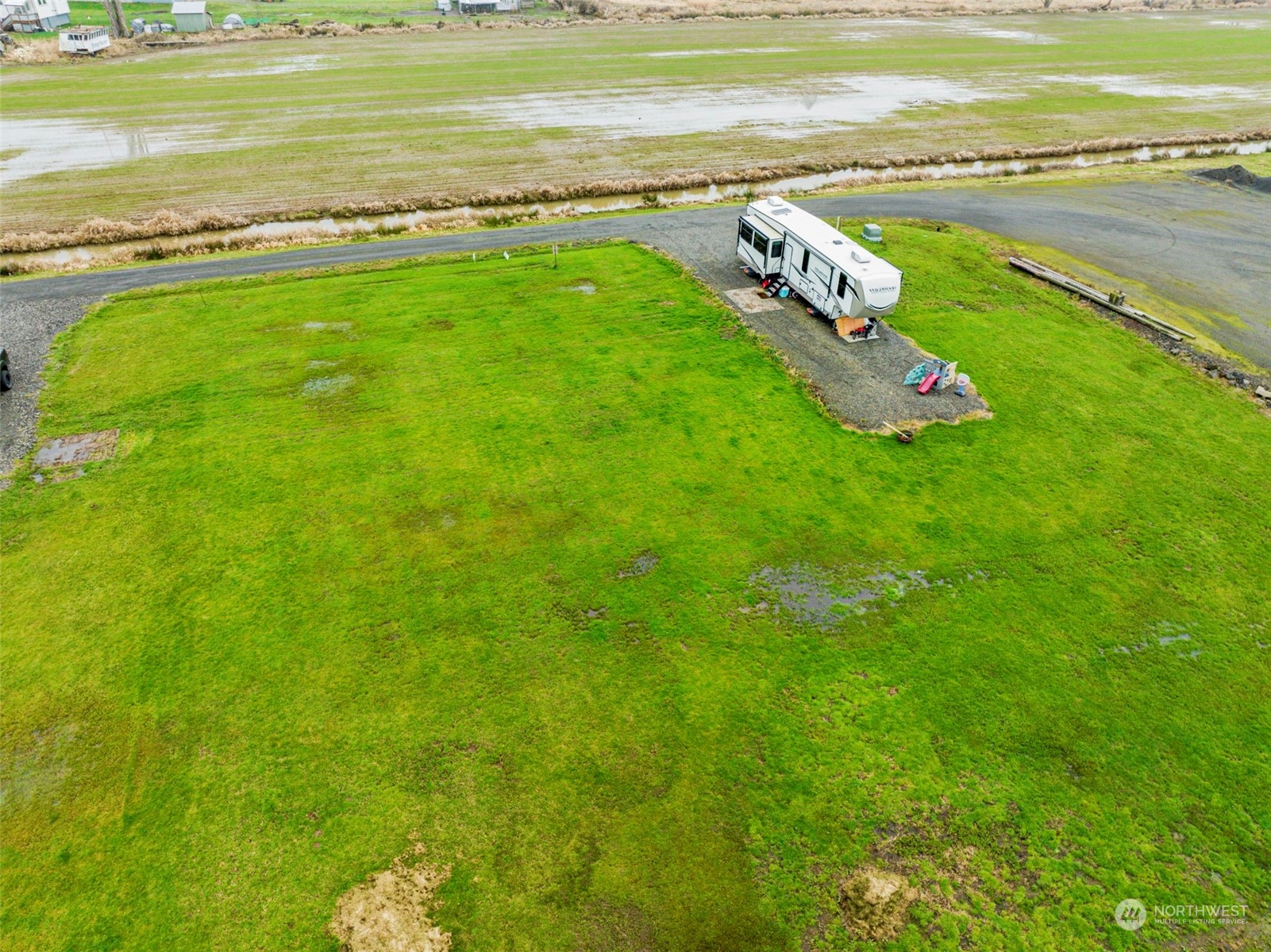 18 Hay Way Cathlamet, WA 98612 - Photo 9 of 14