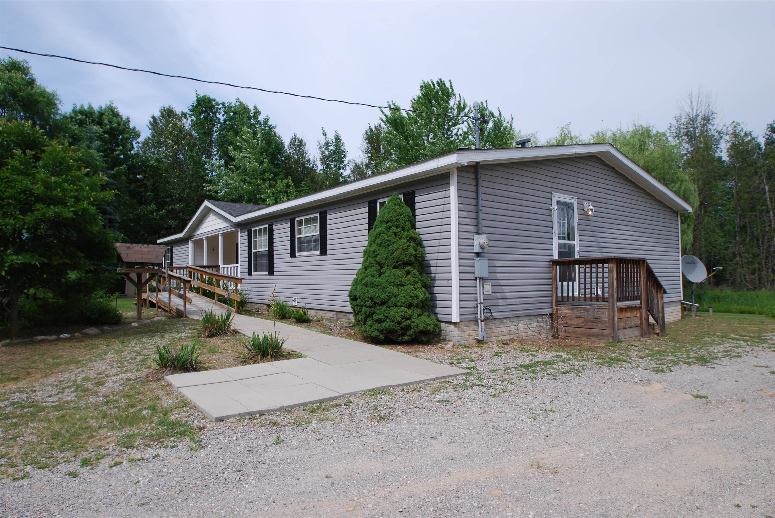 1265 South Dow Road West Branch, MI 48661 - Photo 29 of 55 1947359-4d0d6d58-8754-4d64-8608-40fa43f2d59b.JPG