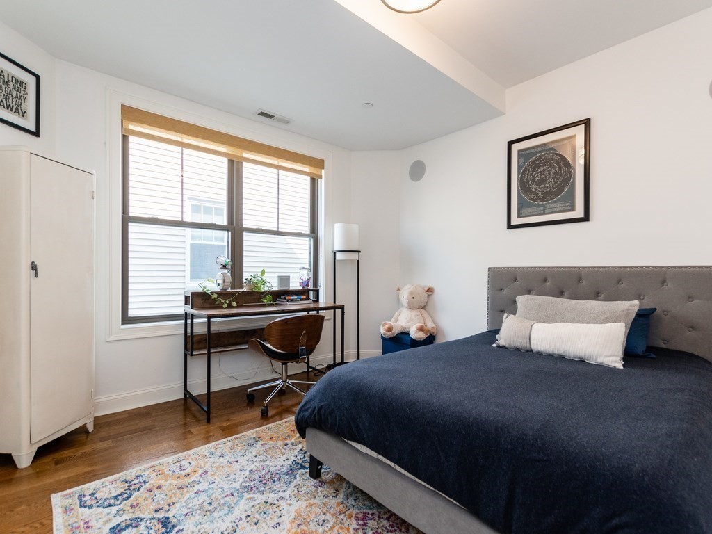 51 Iffley Road, Unit 2 Boston, MA 02130 - Photo 13 of 29