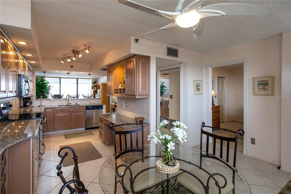 17940 Gulf Boulevard, Unit 6E Redington Shores, FL 33708 - Photo 12 of 30