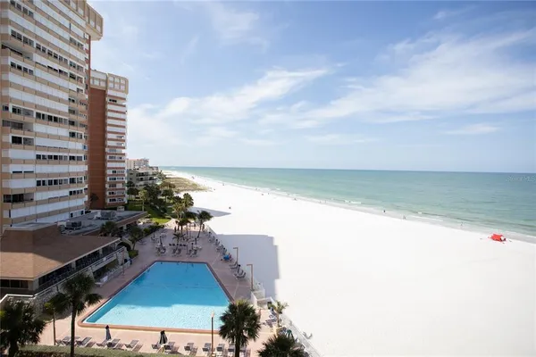 $5,200 | 17940 Gulf Boulevard, Unit 6E, Redington Shores, FL 33708