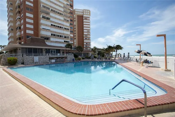 $5,200 | 17940 Gulf Boulevard, Unit 6E, Redington Shores, FL 33708