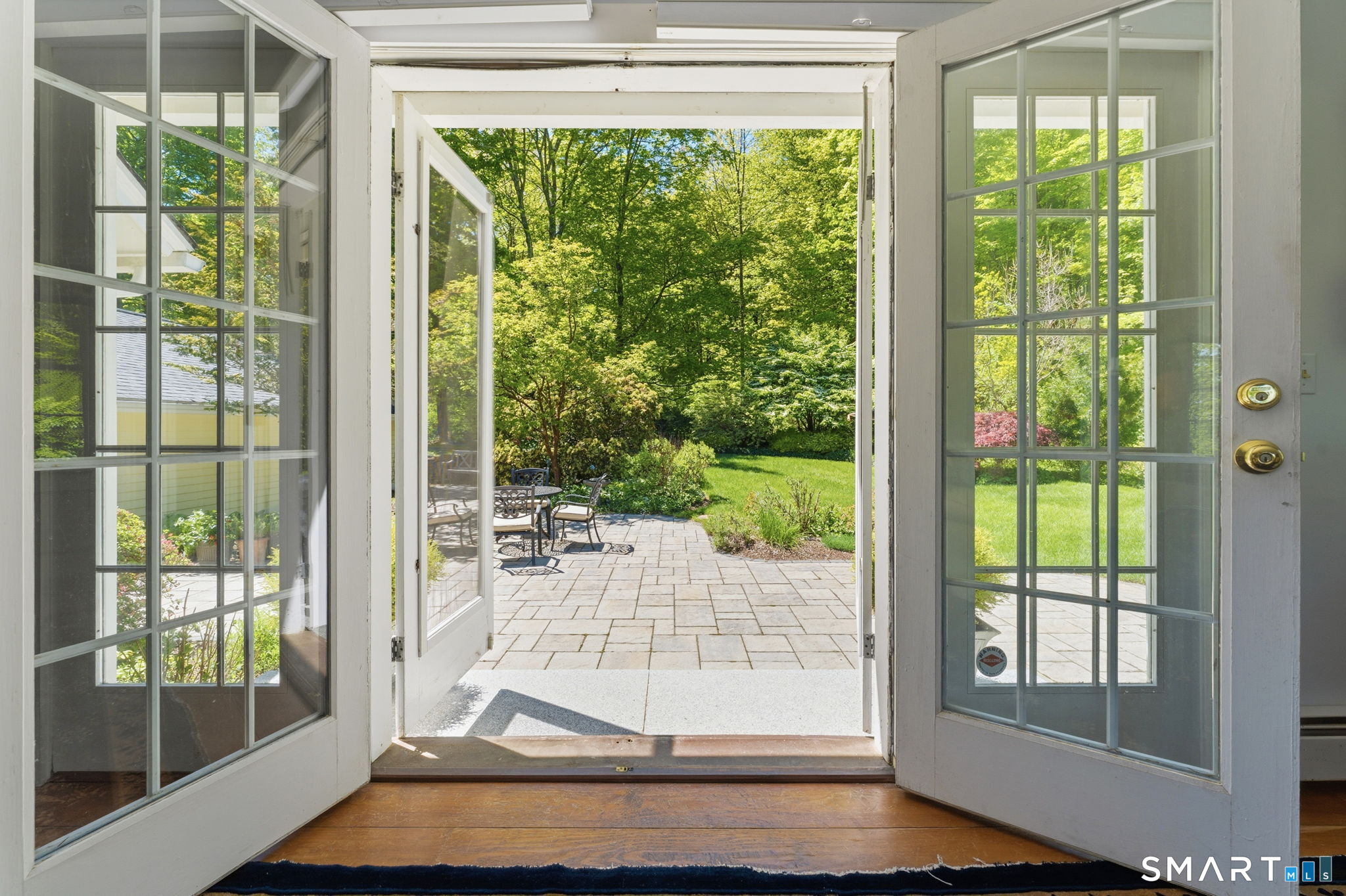 32 Juniper Road Bloomfield, CT 06002 - Photo 9 of 38