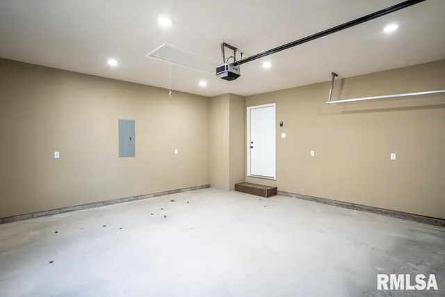 $234,000 | 1801 West Adams Street, Herrin, IL 62948