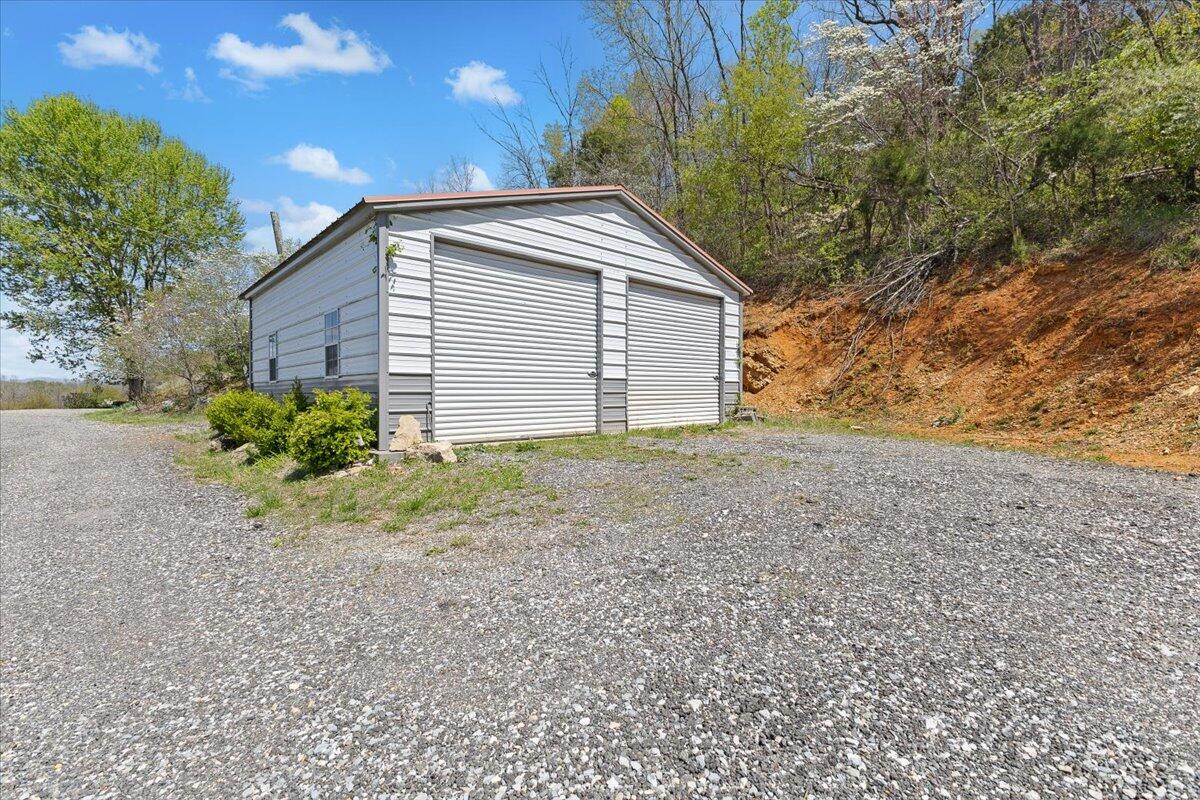 489 Arch Mill Road Buchanan, VA 24066 - Photo 29 of 66 31-489 Arch Mill Rd._31