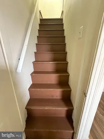 $1,700 | 388 West Lancaster Avenue, Wayne, PA 19087