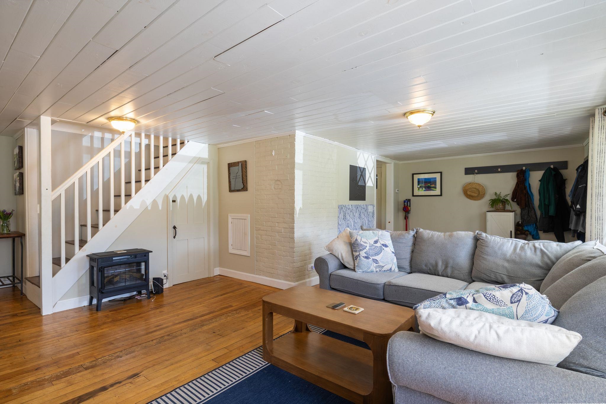233 Littleworth Road Madbury, NH 03823 - Photo 6 of 38
