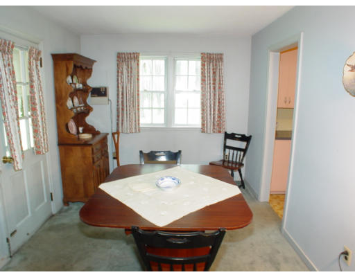 109 Pleasant Valley Road Amesbury, MA 01913 - Photo 3 of 8 a room with furniture and window