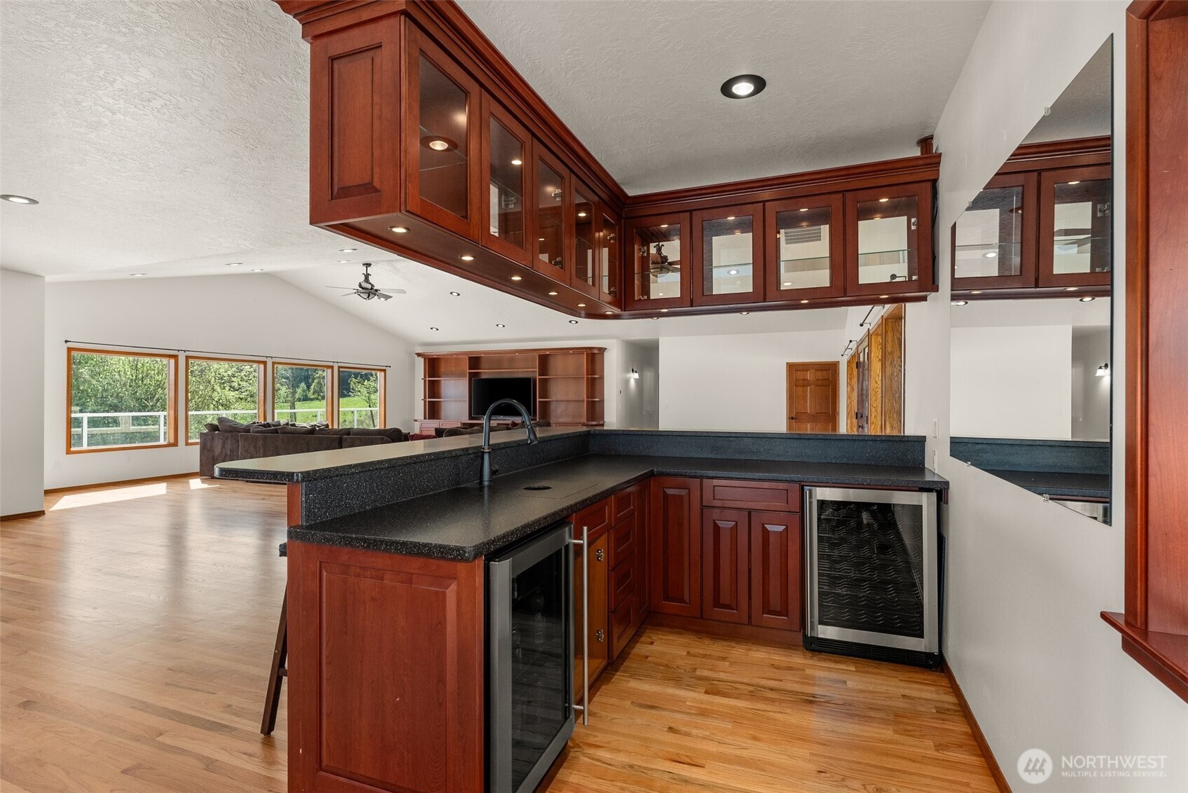139 Coulson Road Chehalis, WA 98532 - Photo 18 of 40 a kitchen with stainless steel appliances granite countertop a stove and a refrigerator