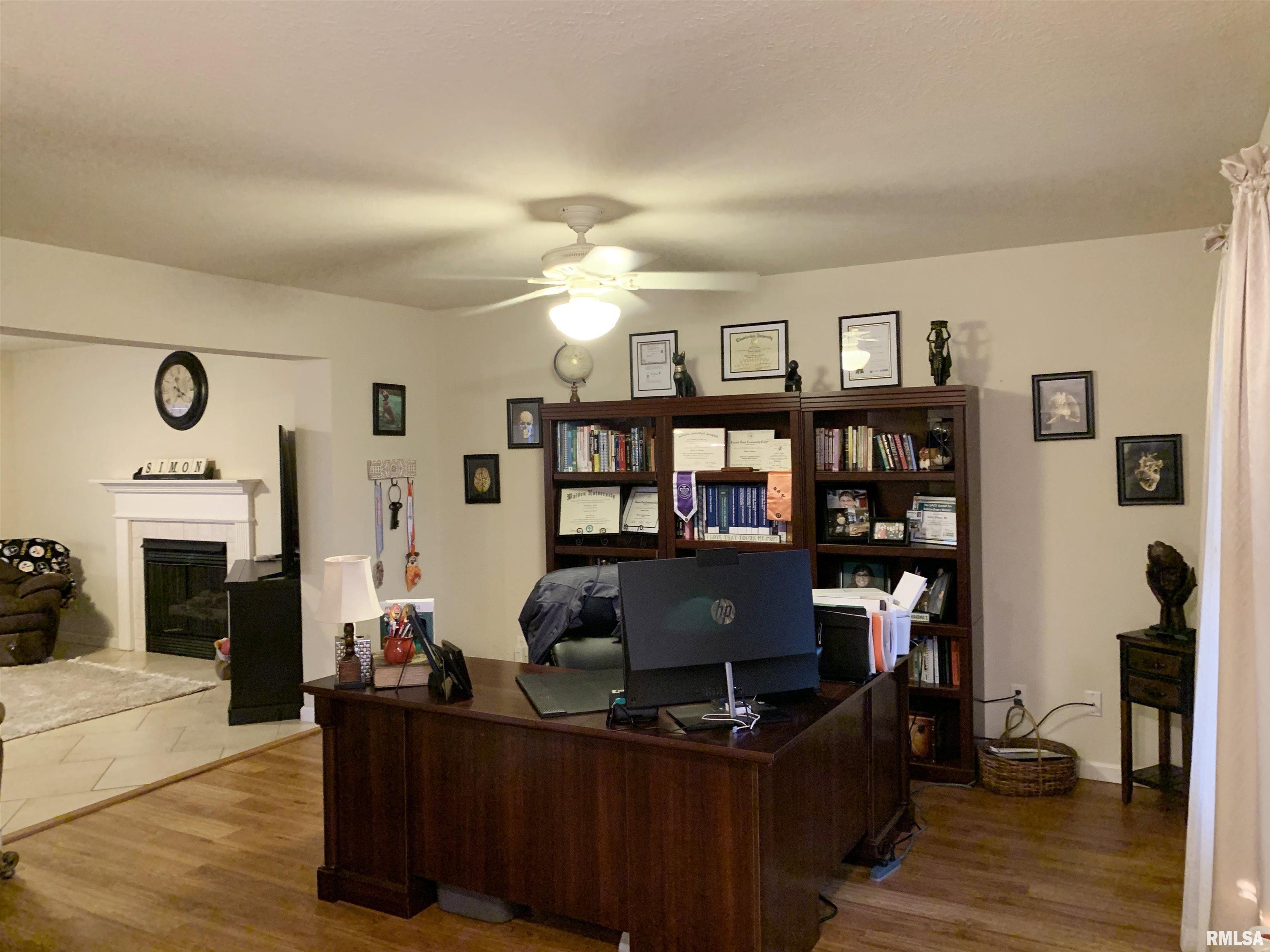 3725 Cranleigh Boulevard Springfield, IL 62712 - Photo 7 of 11 Gallery Image 7