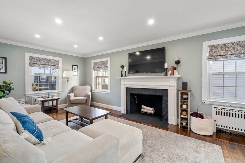 37 Rangeley Street Boston, MA 02124 - Photo 13 of 42