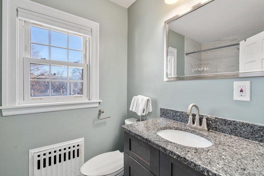 37 Rangeley Street Boston, MA 02124 - Photo 26 of 42