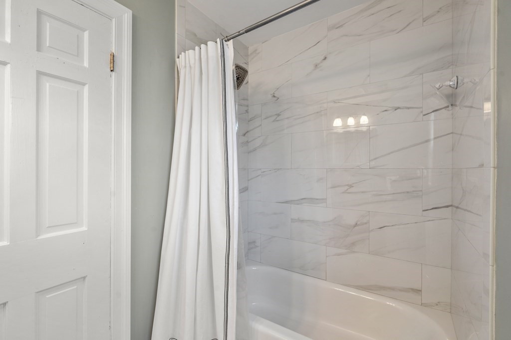 37 Rangeley Street Boston, MA 02124 - Photo 27 of 42