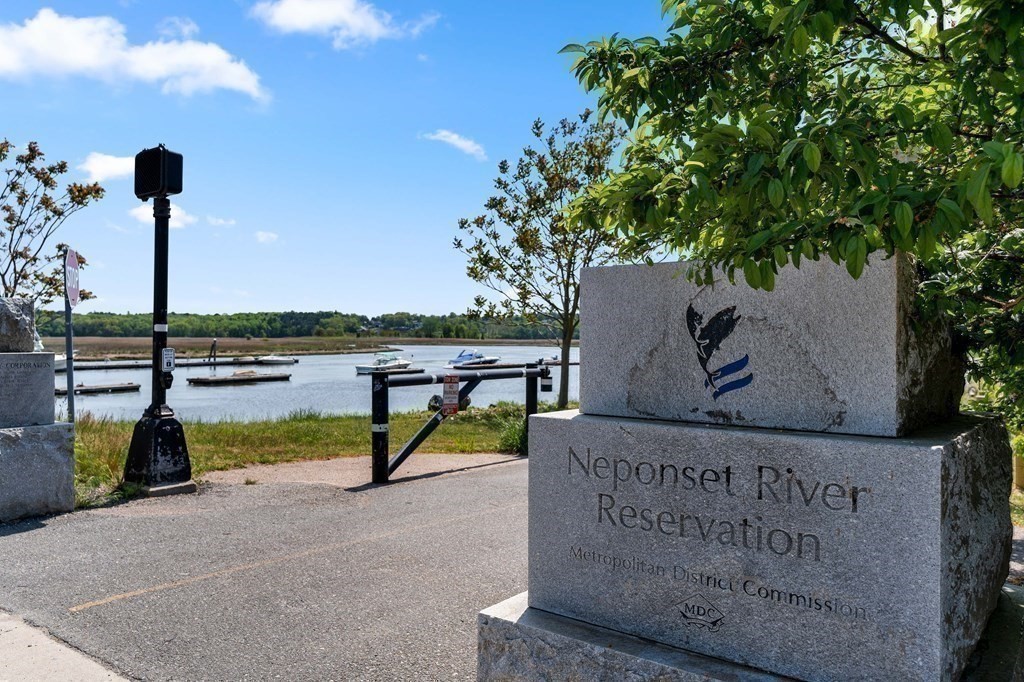 37 Rangeley Street Boston, MA 02124 - Photo 33 of 42