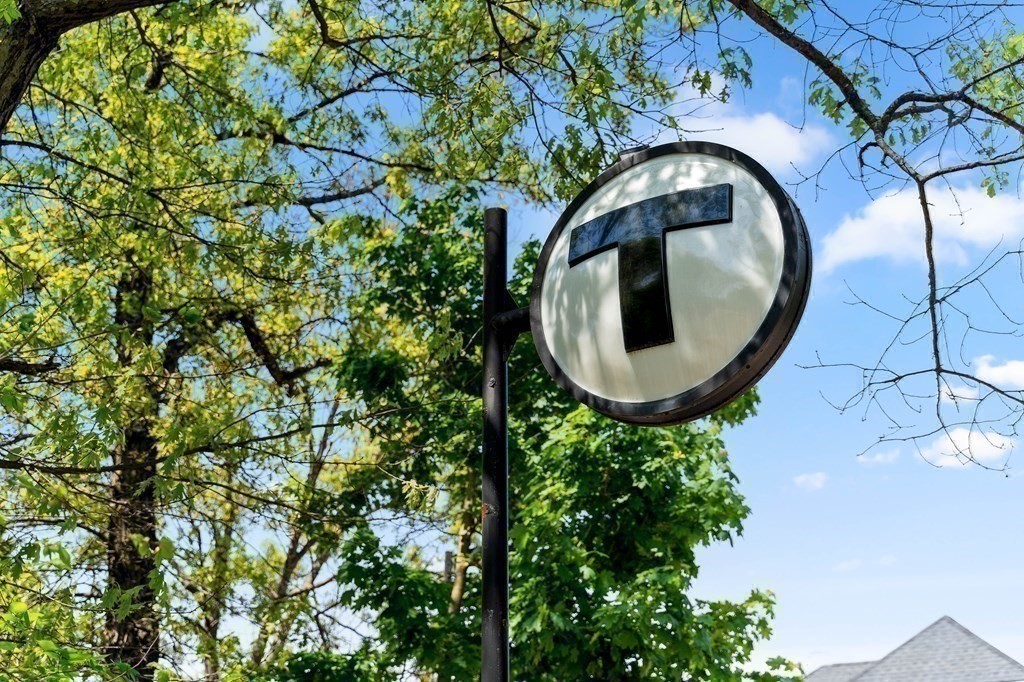 37 Rangeley Street Boston, MA 02124 - Photo 34 of 42