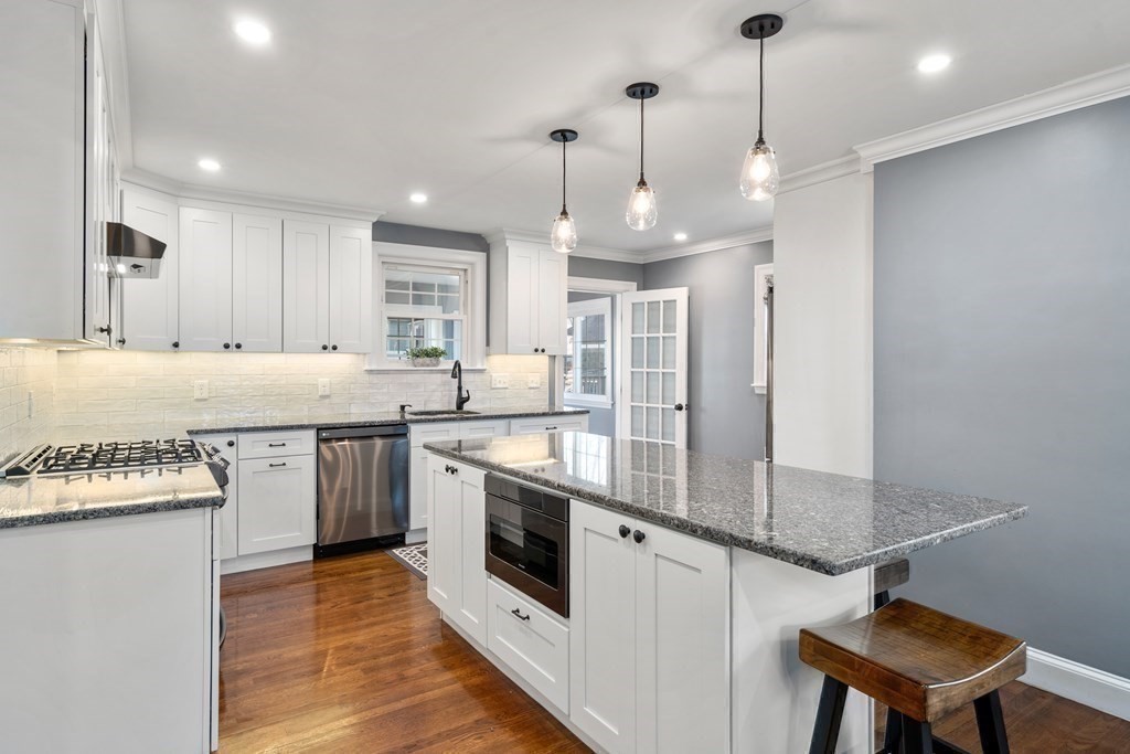 37 Rangeley Street Boston, MA 02124 - Photo 9 of 42