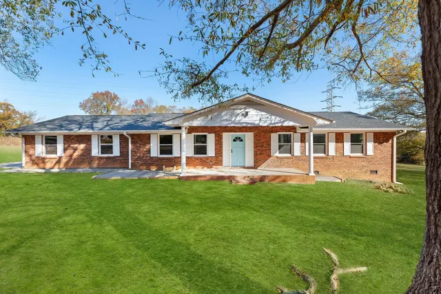 $299,900 | 370 East Boundary Drive, Spartanburg, SC 29303