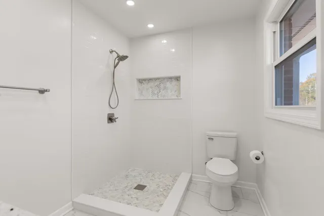 $299,900 | 370 East Boundary Drive, Spartanburg, SC 29303