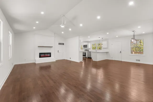 $299,900 | 370 East Boundary Drive, Spartanburg, SC 29303