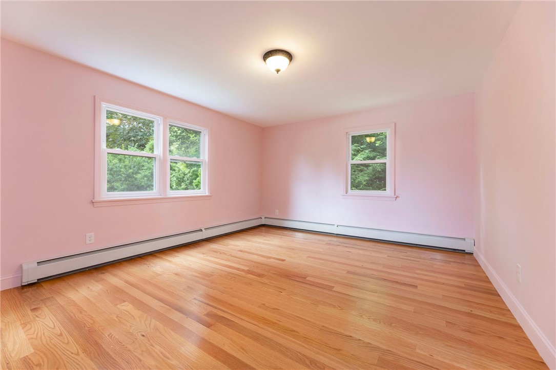 5 Riverview Avenue Westerly, RI 02891 - Photo 16 of 24 Gallery Image 16
