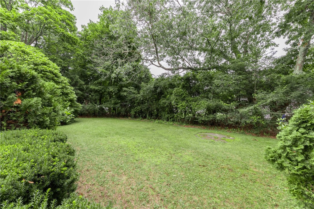 5 Riverview Avenue Westerly, RI 02891 - Photo 21 of 24 Gallery Image 21