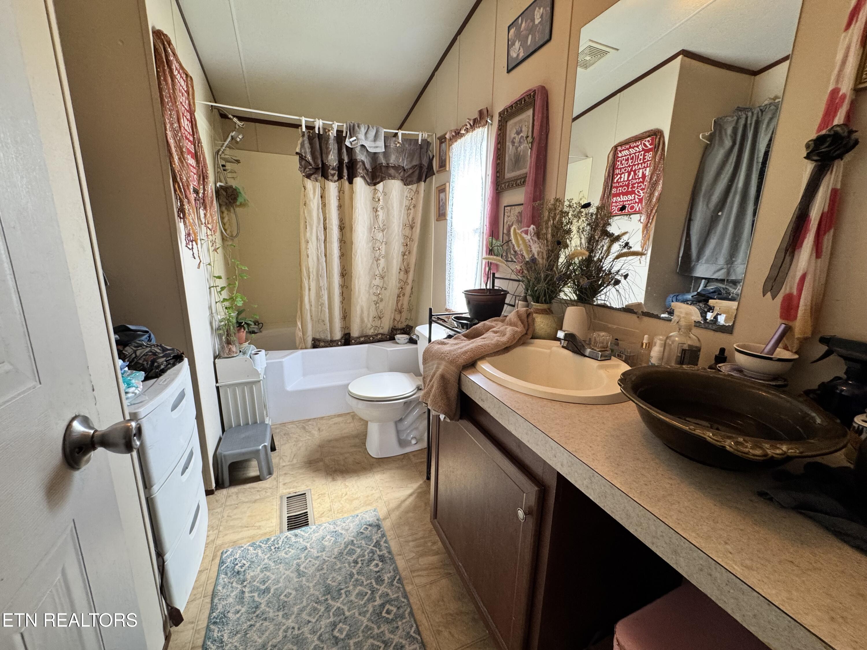 1820 Parker Road Pall Mall, TN 38577 - Photo 11 of 45 IMG_4418